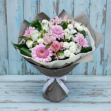 Букет цветов из:  Герберы, Альстромерии и Хризантемы в Севске