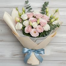 Букет цветов из:  Лизиантусы в Севске