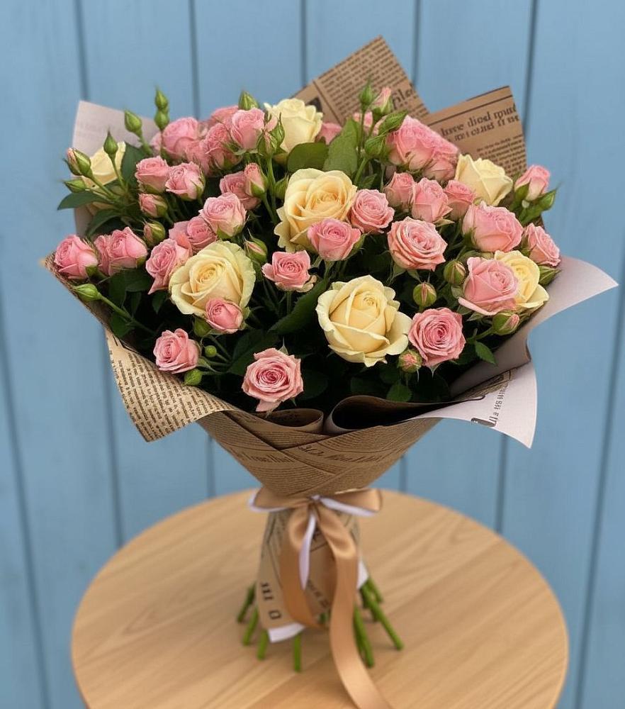 Букет цветов из: Розы в Севске