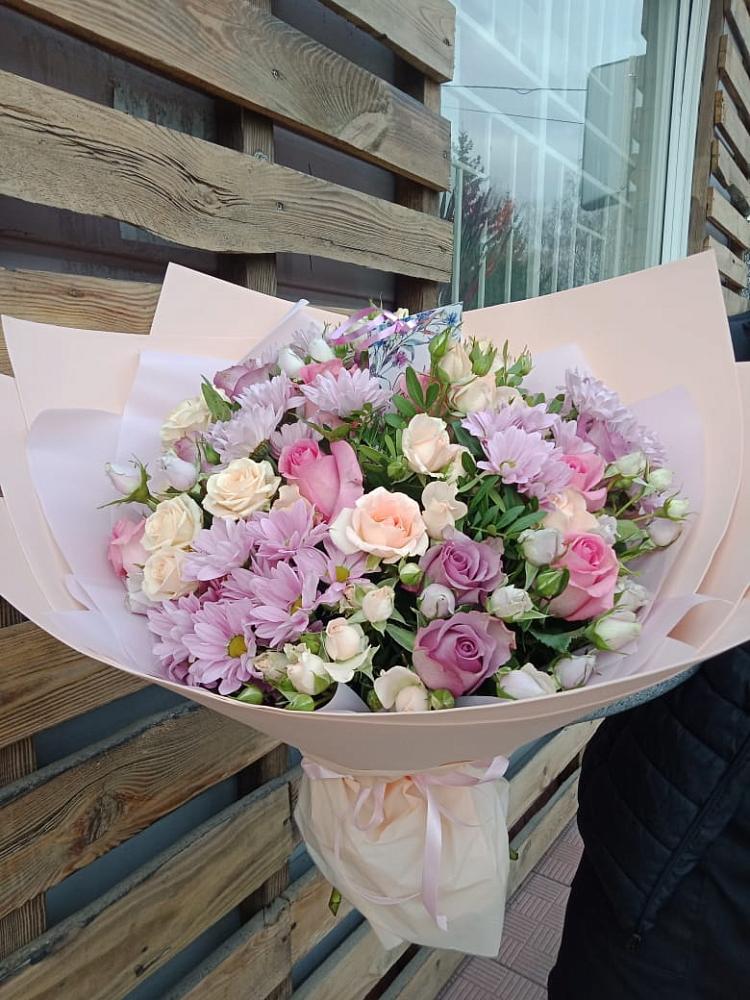 Букет цветов из: Розы и Хризантемы в Севске