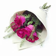 Букет цветов из:  Розы в Севске