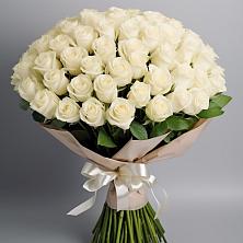 Букет 101 беля роза Белоснежка в Севске