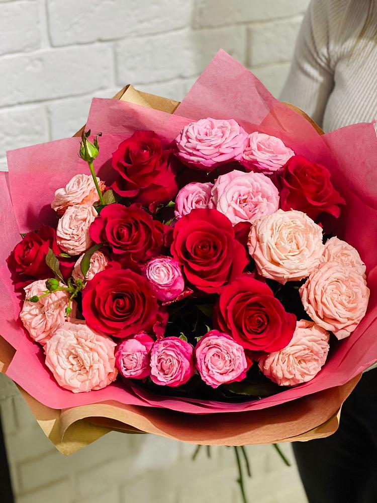 Букет цветов из: Розы в Севске