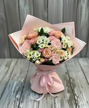 Букет цветов из:  Гвоздики, Розы и Хризантемы в Севске