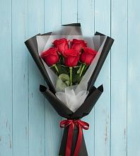 Букет цветов из:  Розы в Севске