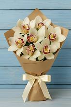 Букет цветов из:  Орхидеи и Розы в Севске