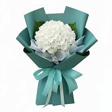Букет цветов из:  Гортензия в Севске
